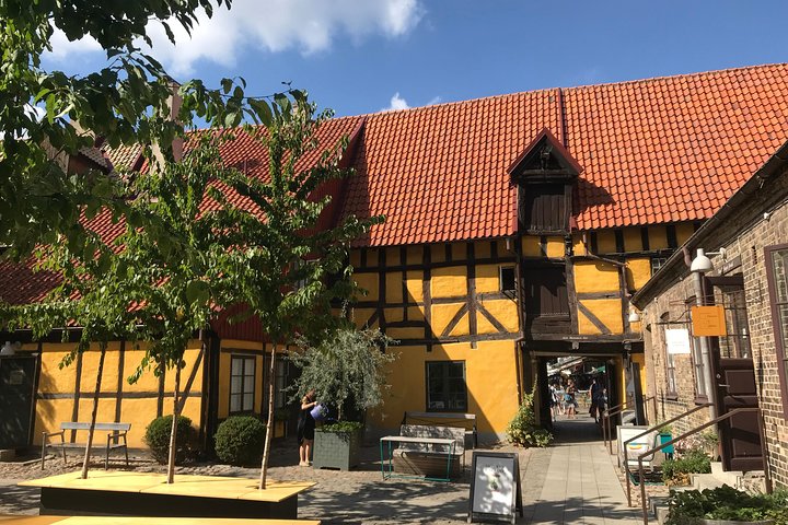Hamlet and Sweden Tour - Two Countries in one day !