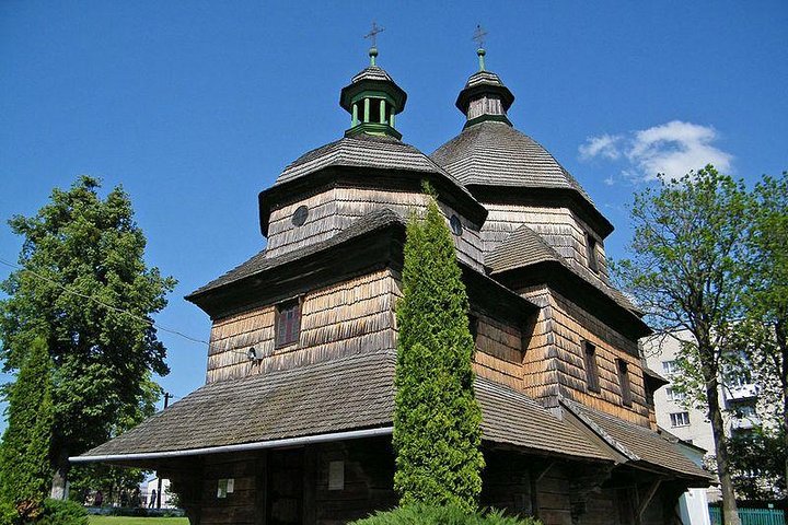 Zhovkva and Krekhiv Monastery Private Half-Day Tour from Lviv