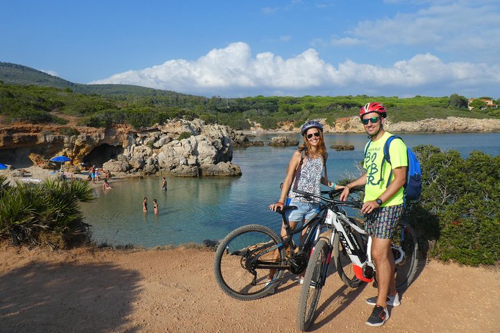 Alghero - Small Beaches Tour by E-bike more aperitif