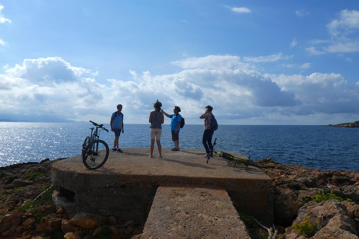 Alghero - Small Beaches Tour by E-bike more aperitif