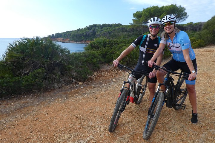 Alghero - Small Beaches Tour by E-bike more aperitif
