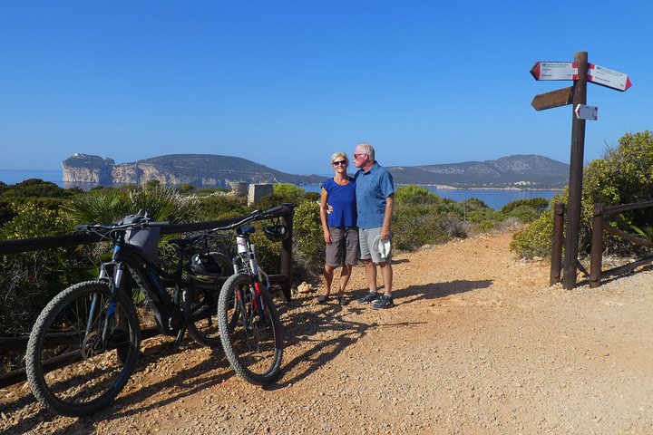 Alghero - Small Beaches Tour by E-bike more aperitif