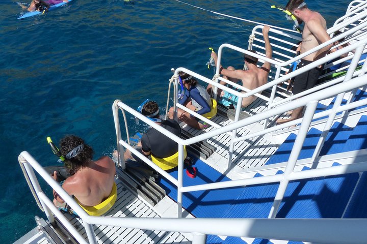 Maui Snorkeling Adventure From Ma'alaea Harbor to Molokini