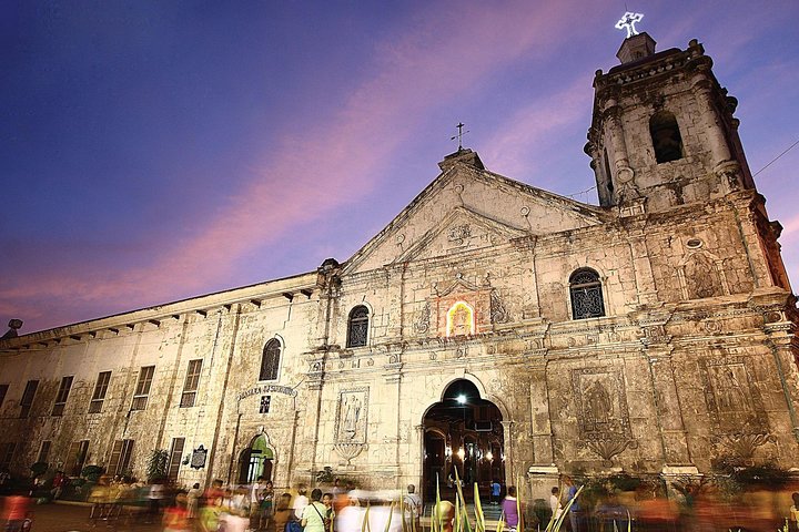 Private Cebu & Lapu-Lapu City Tour with Uphill Spots & Lunch at House of Lechon