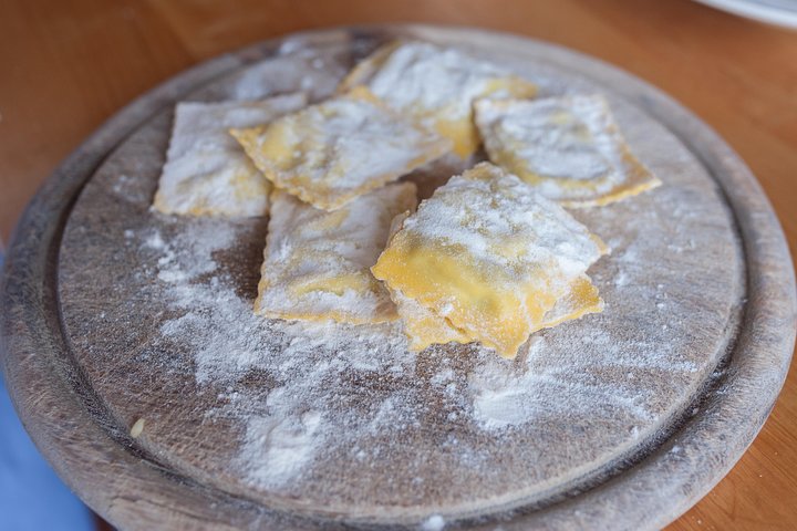 Share your Pasta Love: Small group Pasta and Tiramisu class in Foligno