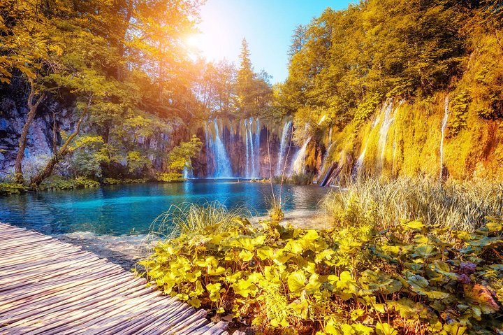 Plitvice Lakes Guided tour with Entrance ticket included