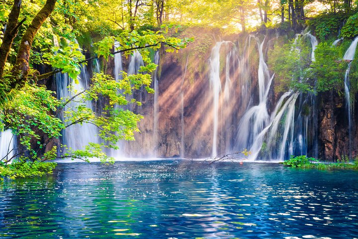 Plitvice Lakes Guided tour with Entrance ticket included