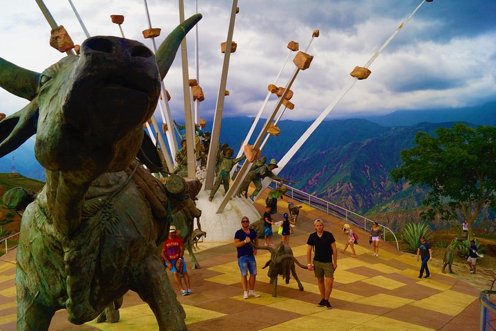 TOUR COMPARTIDO- Chicamocha National Park-Panachi