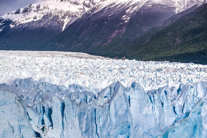 Perito Moreno Glacier with Navigation from El Calafate