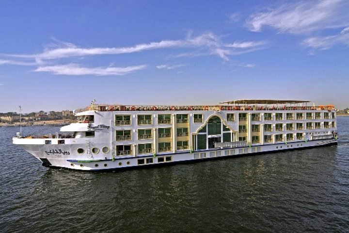 7-Days Tour Cairo and Nile Cruise with Domestic Flights