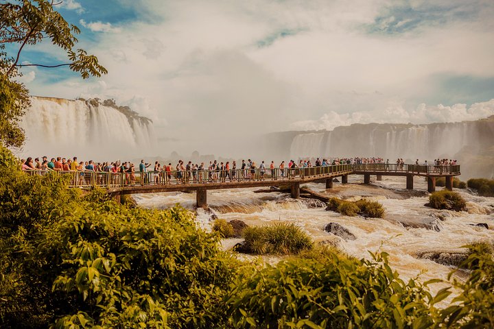 3-Day Iguazu Falls Exploring Tour From Argentina and Brazil