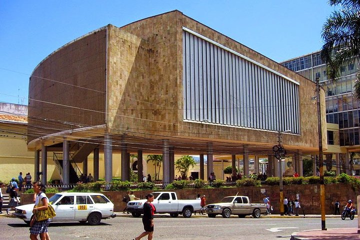 Tegucigalpa City Highlights & El Picacho National Park