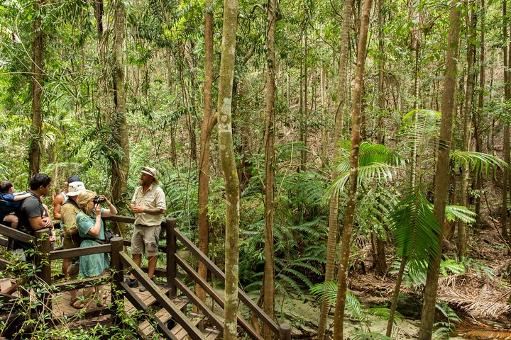 K'gari (Fraser Island) Explorer 2-Day Tour