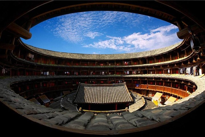 Tour Guide and Car: Private Day Tour to Tianluokeng Tulou and Yunshuiyao Village