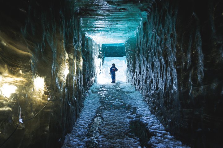 Gullfoss: Langjokull Glacier Ice Cave and Snowmobile Guided Tour