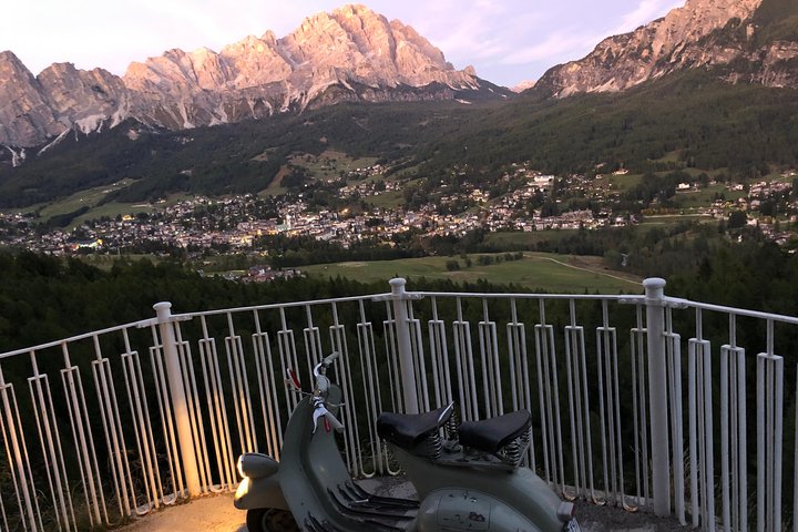Heart of the Dolomites starting from Cortina d'Ampezzo