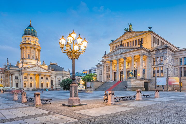 The Best Private Berlin Tour with a Car, Tour Guide and Pick up