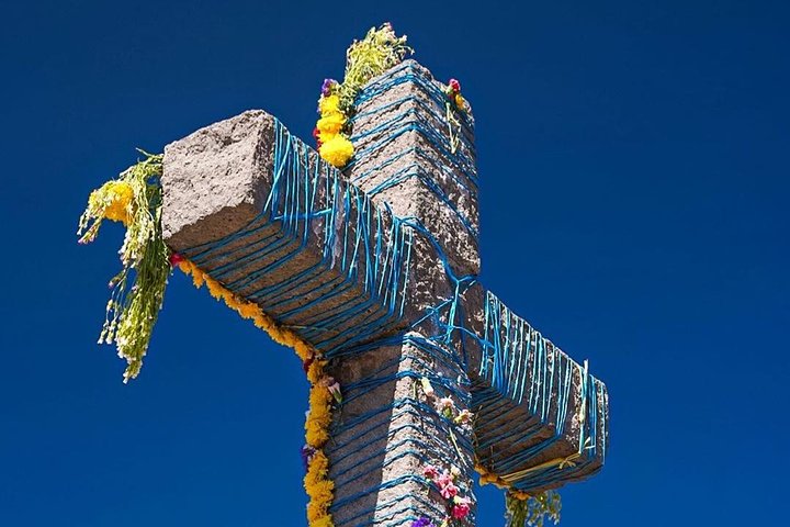 Full Day trip from Arequipa to Colca Canyon ending in Puno