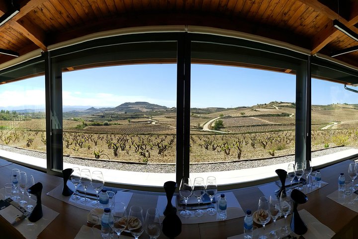 La Rioja wines and Laguardia tour from San Sebastian