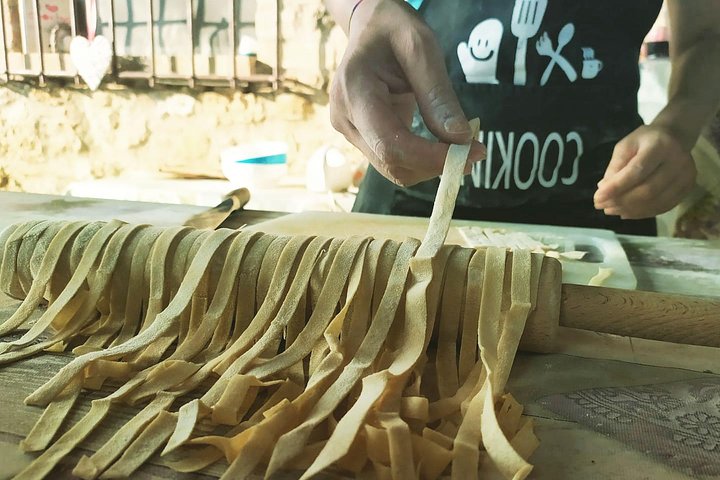 Private Tuscan Cooking Class And Wine Tasting in Radda in Chianti