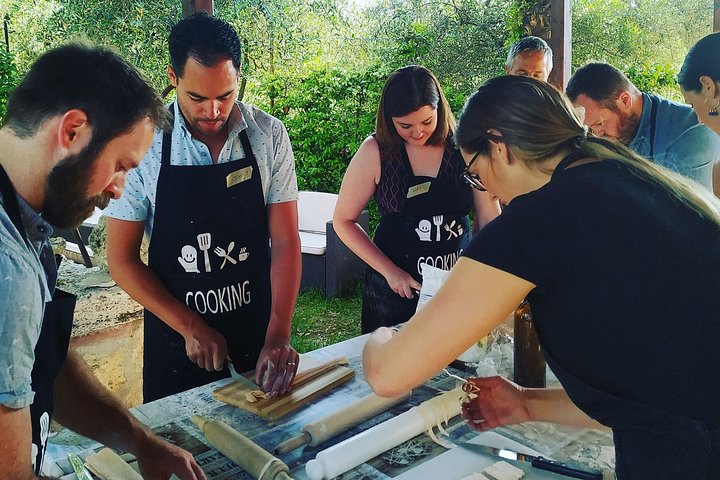 Private Tuscan Cooking Class And Wine Tasting in Radda in Chianti