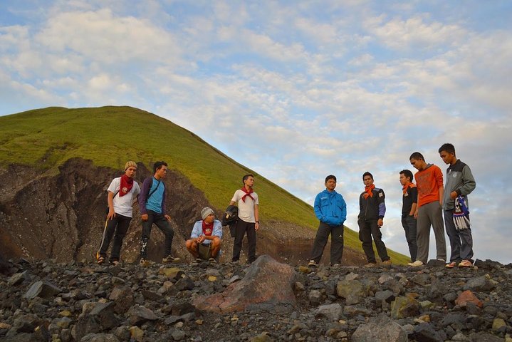 Private Sulawesi Trekking Mount Mahawu & Lokon from Manado