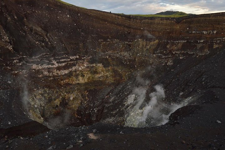 Private Sulawesi Trekking Mount Mahawu & Lokon from Manado