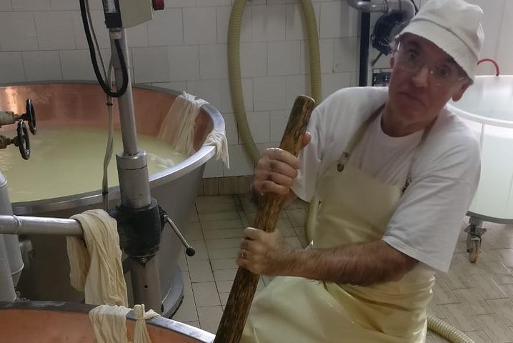 Tour Parmigiano Reggiano dairy and Parma ham