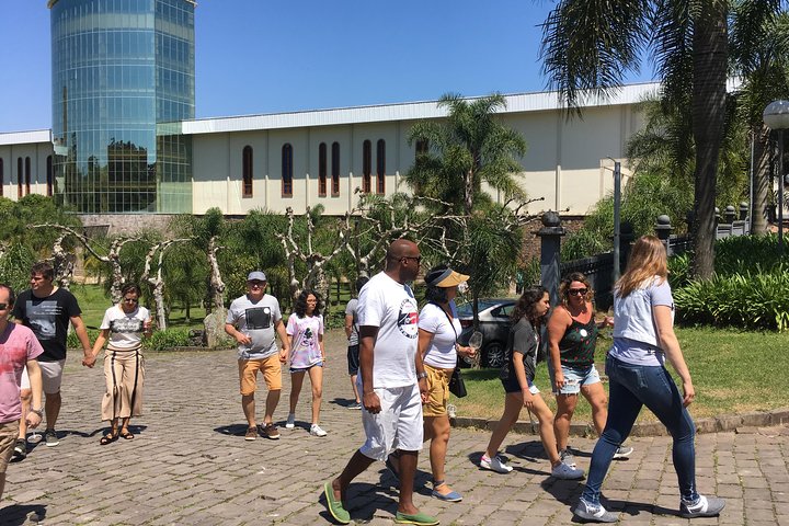 Private Tour of the Largest Wineries in Bento Gonçalves RS