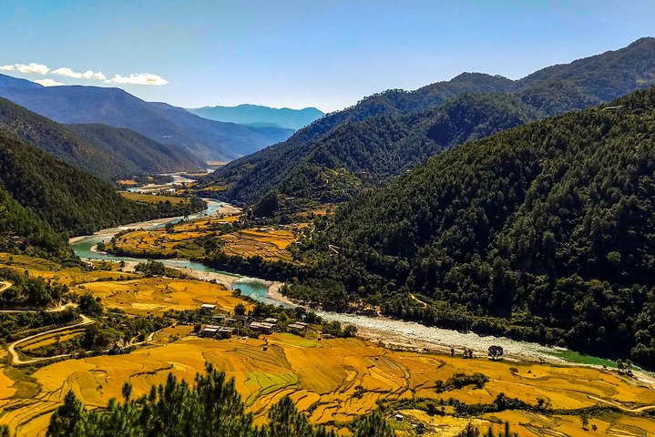 7 Day Discover Bhutan | Private Cultural & Nature Adventure