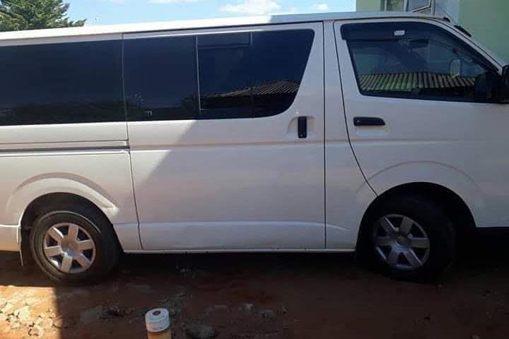 Airport and Hotel Shuttle