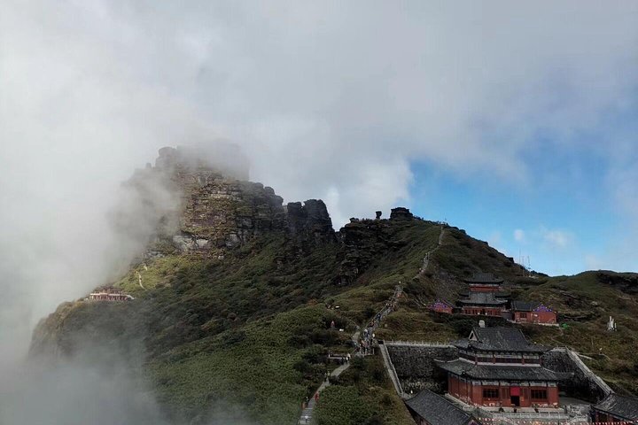 1-Day Self-Guided Fanjing Mountain Tour from Fenghuang