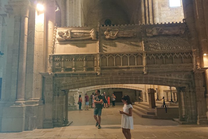 Tour monastery Poblet with hotel pickup