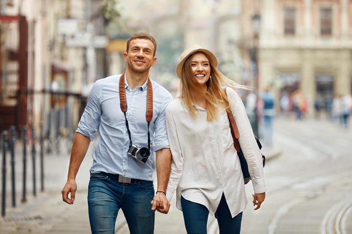 Private Transfer from Karlovy Vary to Prague, English-speaking driver