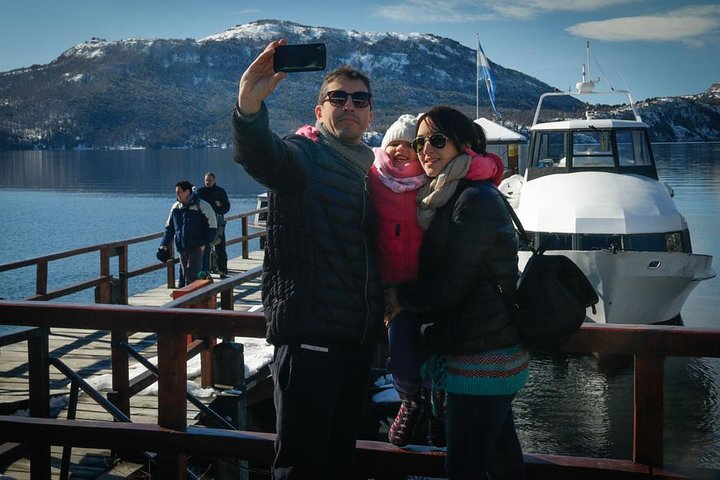 Hua Hum Boat Tour on Lakes Lacar & Nonthue