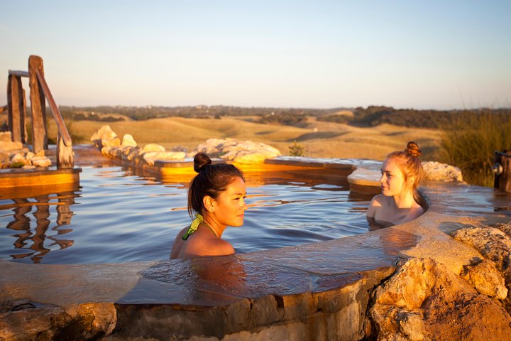 Peninsula Hot Springs Spa Experience and Express Transfer Shuttle