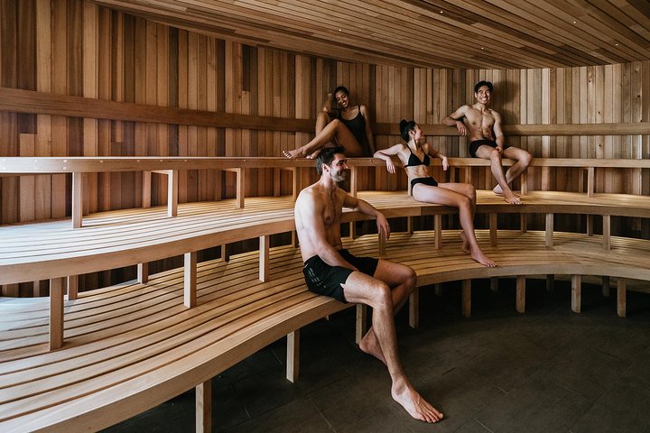 Peninsula Hot Springs Spa Experience and Express Transfer Shuttle