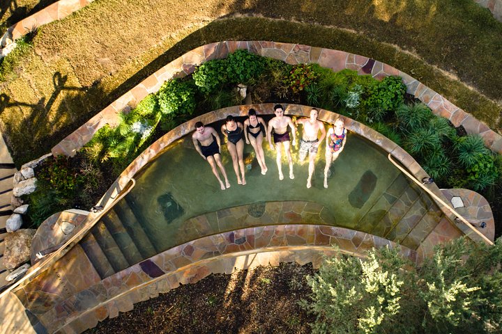 Peninsula Hot Springs Spa Experience and Express Transfer Shuttle