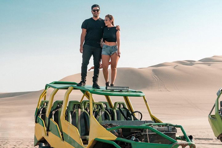 Private Dune Buggy Tour with Sandboard or Ski / 2 hours