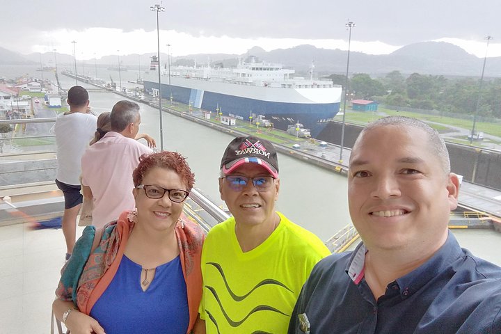 Panama Canal and City Tour Experience