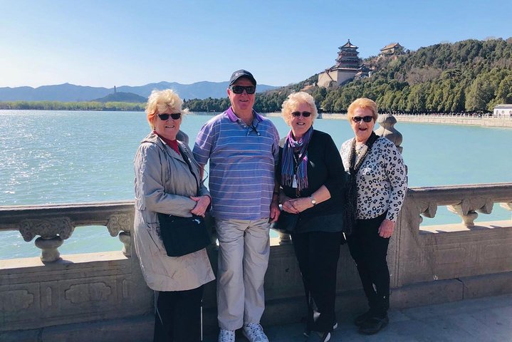 All Inclusive Tour to Summer Palace and Lama Temple