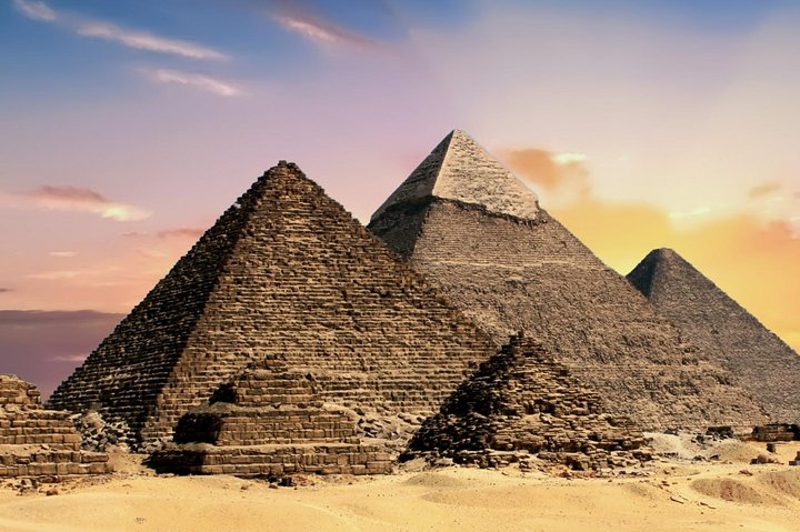 Private Giza Pyramids Tour with camel Ride around the Great Pyramid
