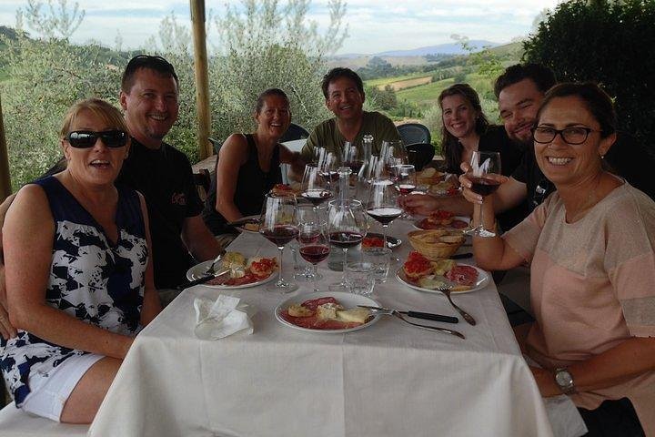 Wine Tour with Lunch and Wine Tasting
