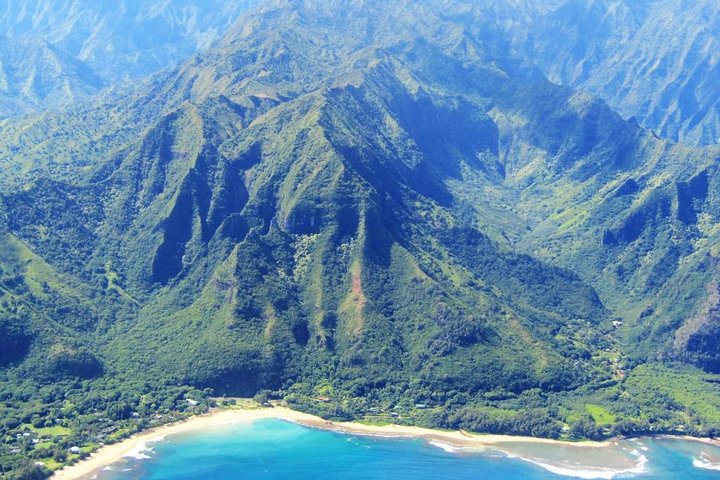 Kauai Private Doors Off Helicopter Tour: Ultimate Waterfalls