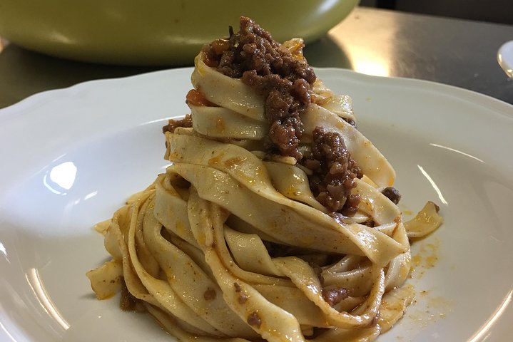 Traditional Cooking Class in San Gimignano