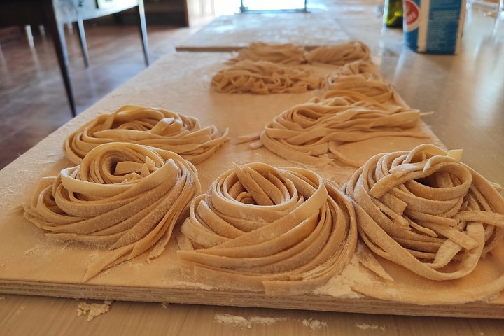 Traditional Cooking Class in San Gimignano