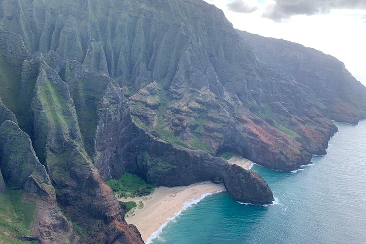 Kauai Private Doors Off Helicopter Tour: Ultimate Waterfalls