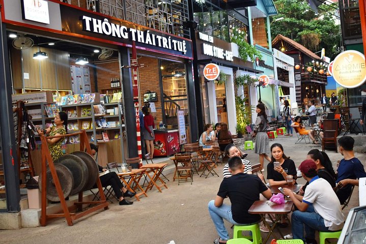 Easy Riders Buon Ma Thuot - Daily Tour.