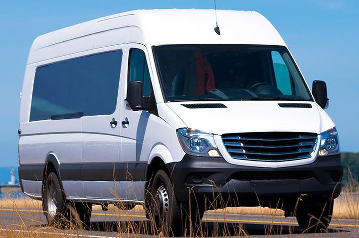 Shared Round-Trip Transfer To/From Cancun International Airport