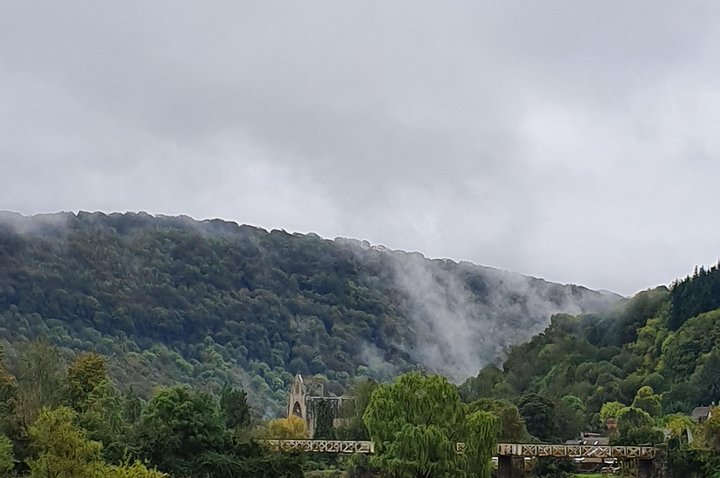 The Valleys tour or Swansea Bay tour. Please choose correctly.